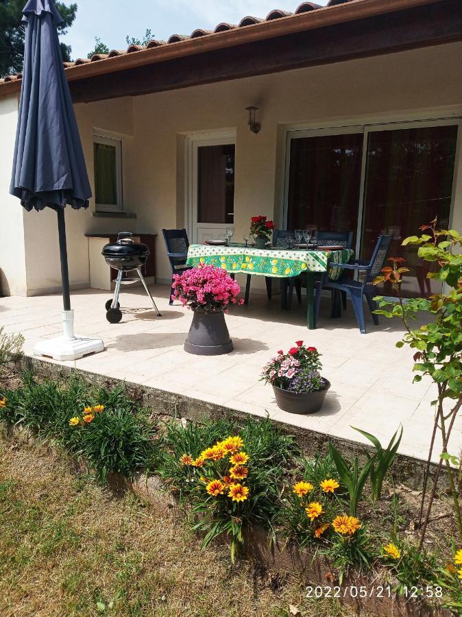 Maison Les Mathes Exterior photo